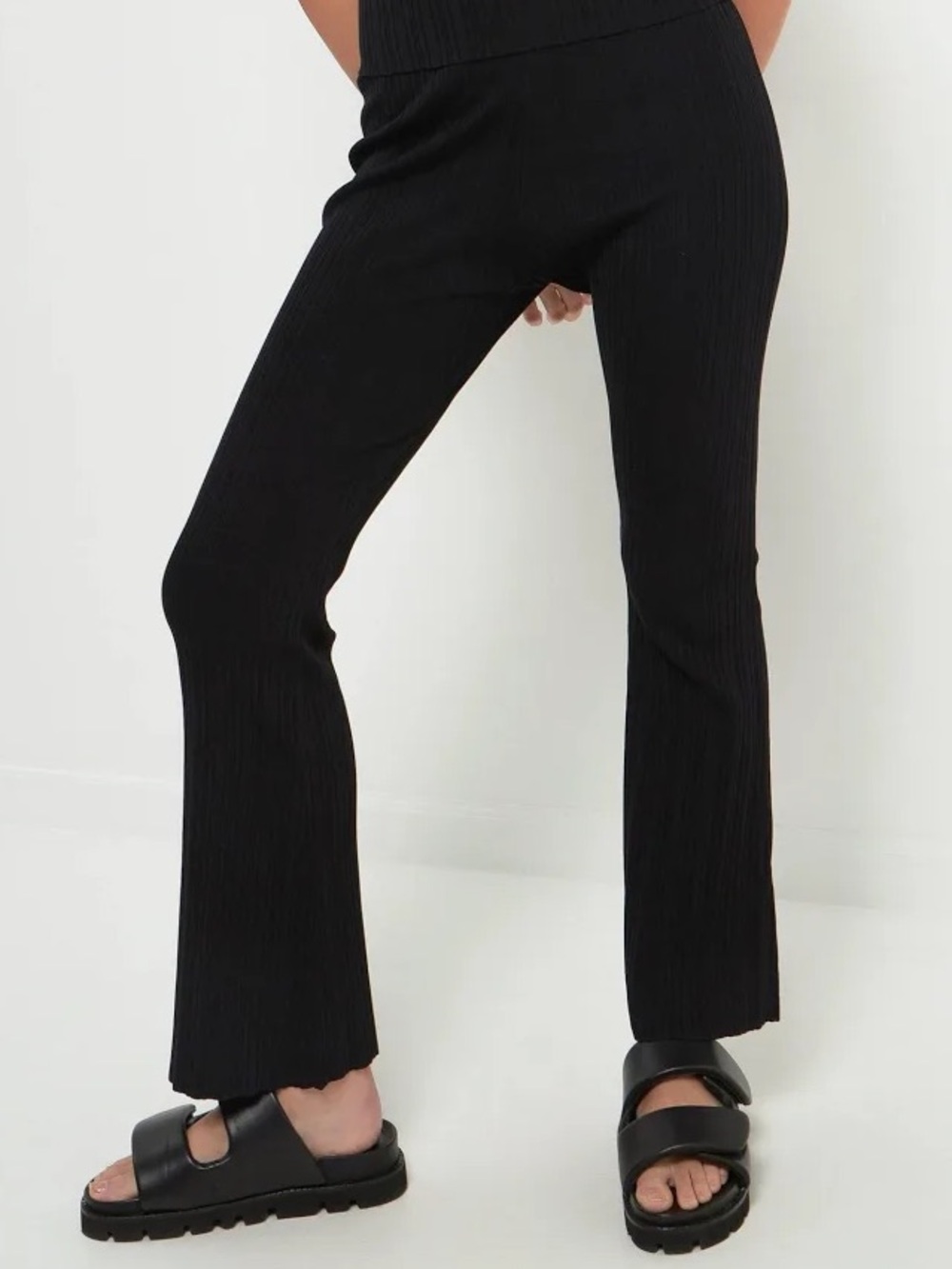 Grey Ven Minimalist Black Ribbed Flare Pants